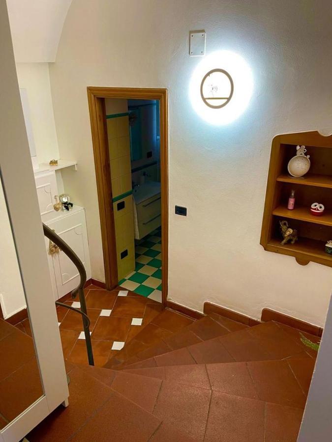 דירות Vietri Holiday House Il Castello Di Anna מראה חיצוני תמונה