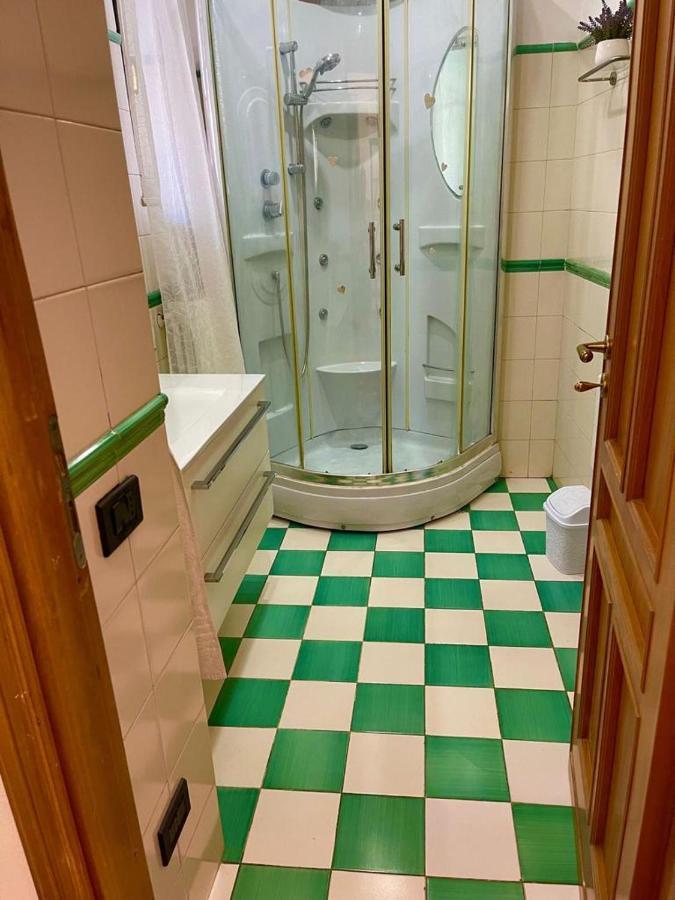 דירות Vietri Holiday House Il Castello Di Anna מראה חיצוני תמונה