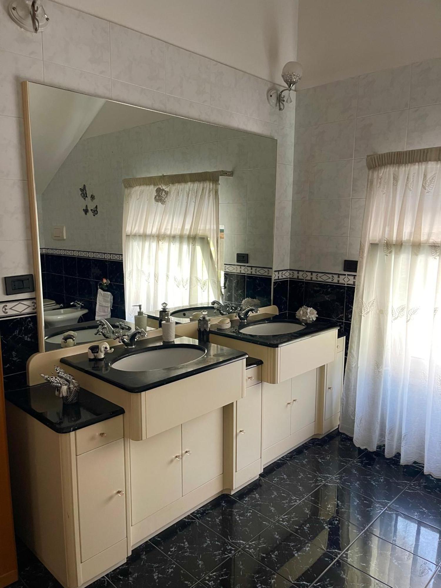 דירות Vietri Holiday House Il Castello Di Anna מראה חיצוני תמונה