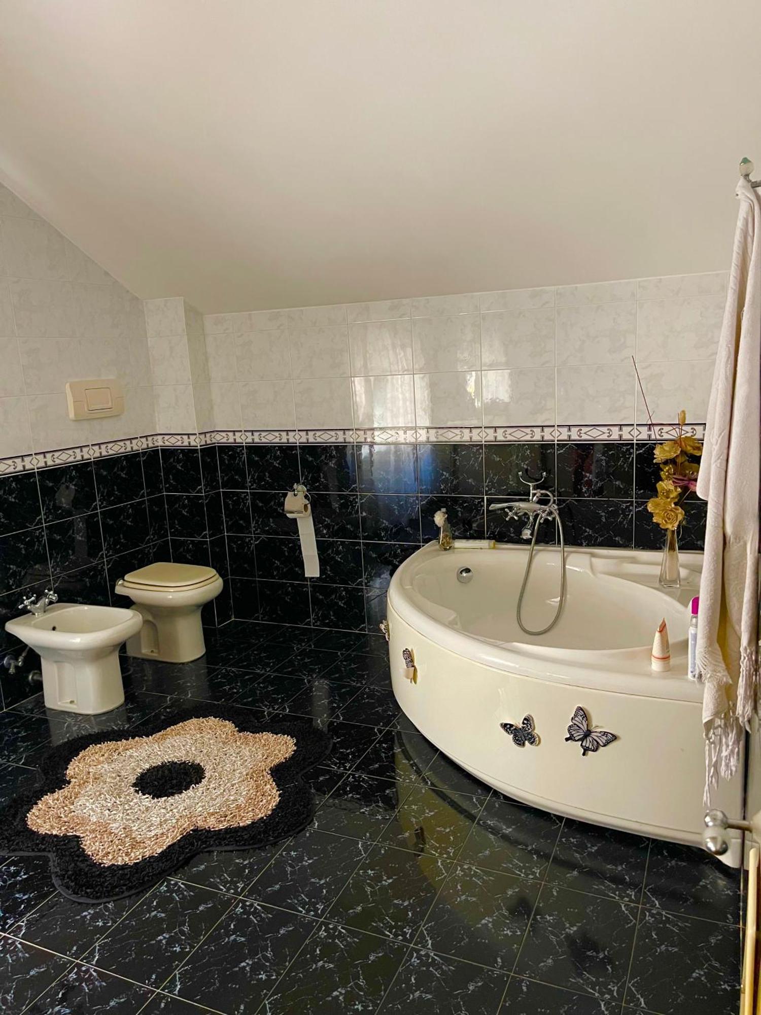 דירות Vietri Holiday House Il Castello Di Anna מראה חיצוני תמונה