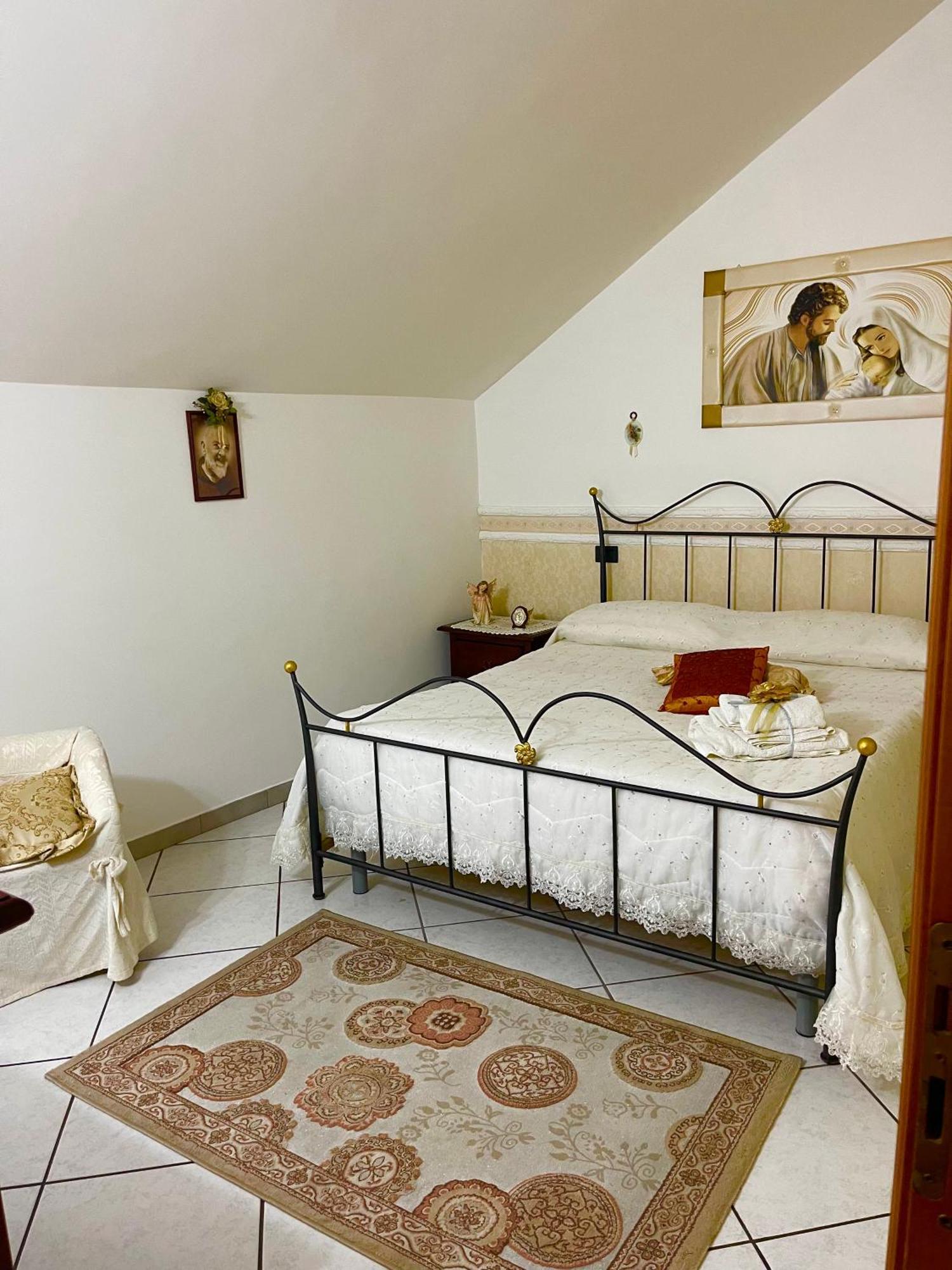 דירות Vietri Holiday House Il Castello Di Anna מראה חיצוני תמונה